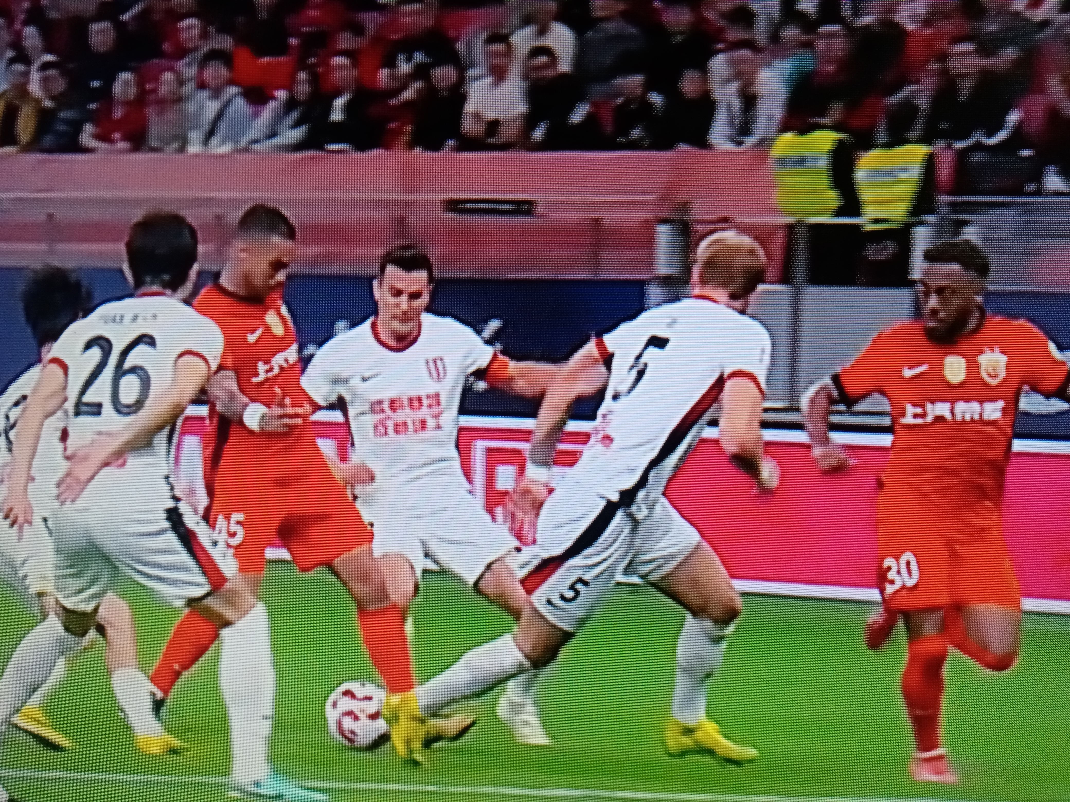 澳客视频-包含上海球队客场战胜对手,取得关键胜利的词条