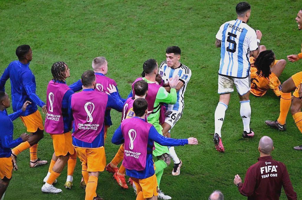 澳客亚洲官网-阿根廷篮球锦标赛季后赛,球队实力激烈对抗